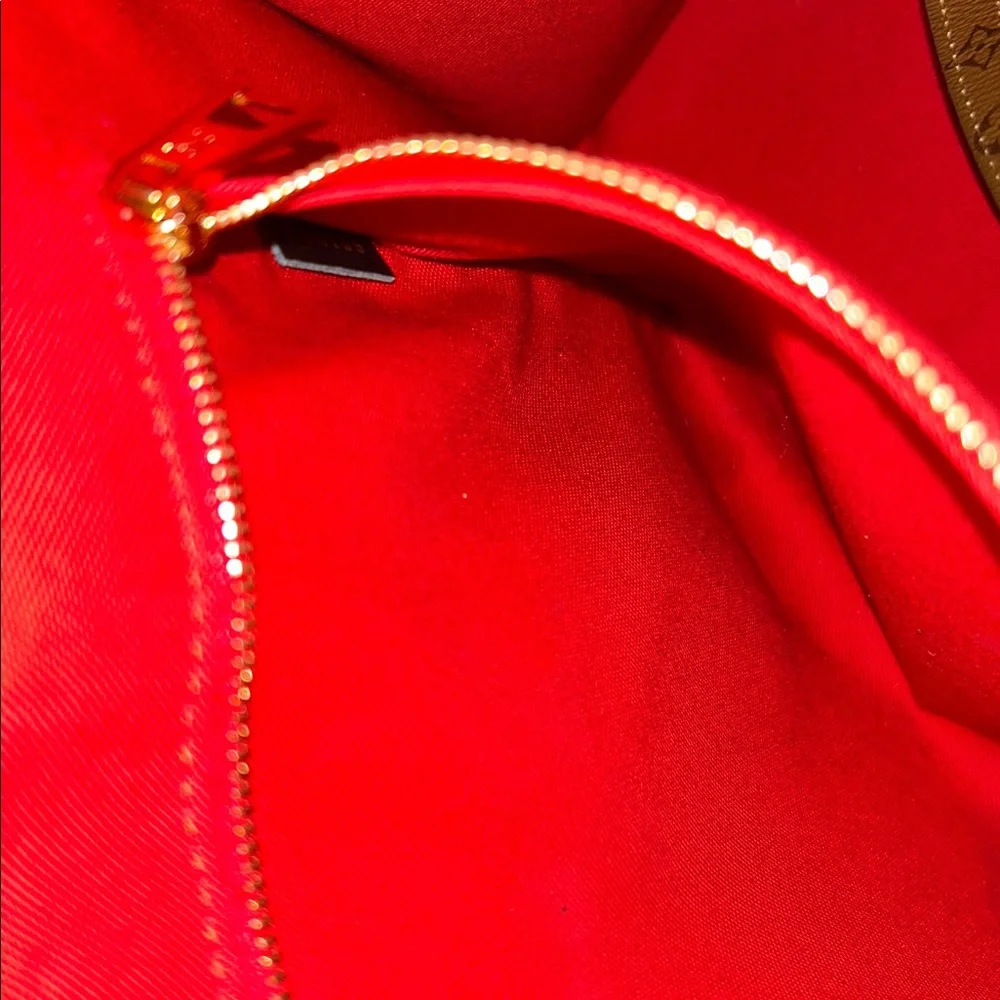 Louis Vuitton Onthego GM shoulder bag - Picture 15 of 17